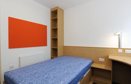 Dulux trade proves the sustainable option for the University of Reading